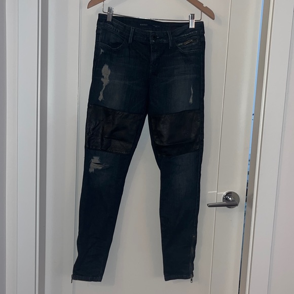 GUESS skinny moto jeans with great details! - Picture 1 of 5